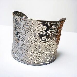 NEW Silver Tone Spiral Cut Out Open Cuff Bracelet Edgy Modern